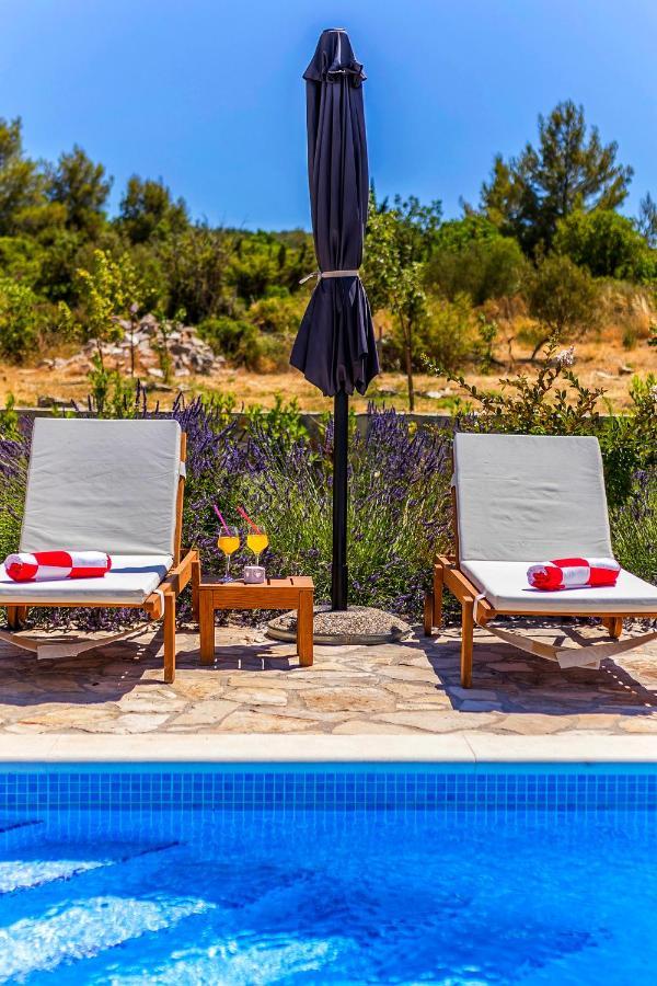 Magical Island Home Supetar Exterior foto